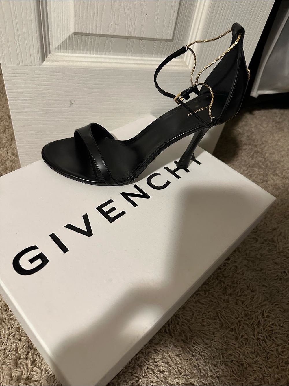 Givenchy heels - Picture 2 of 3